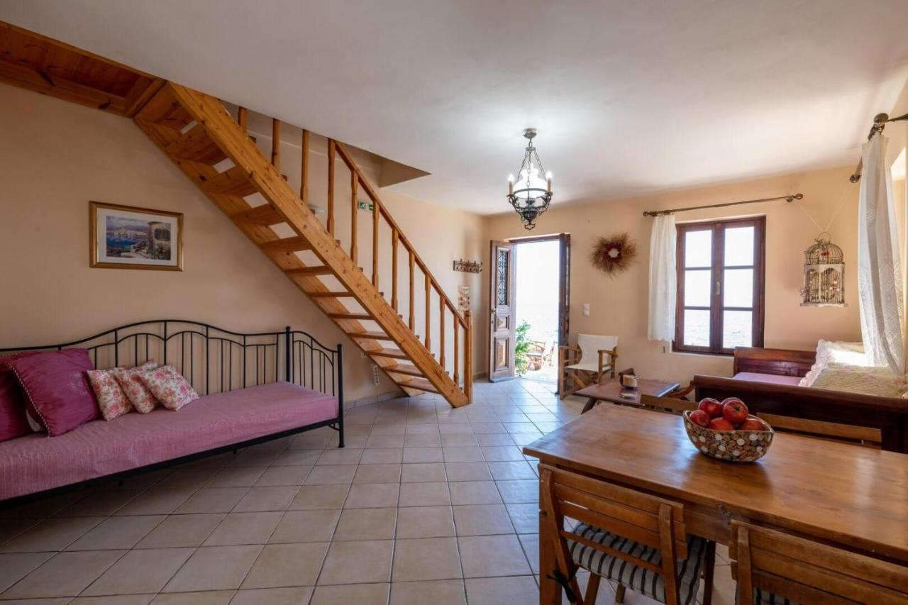 Villa Leleka Chalki Town Zewnętrze zdjęcie