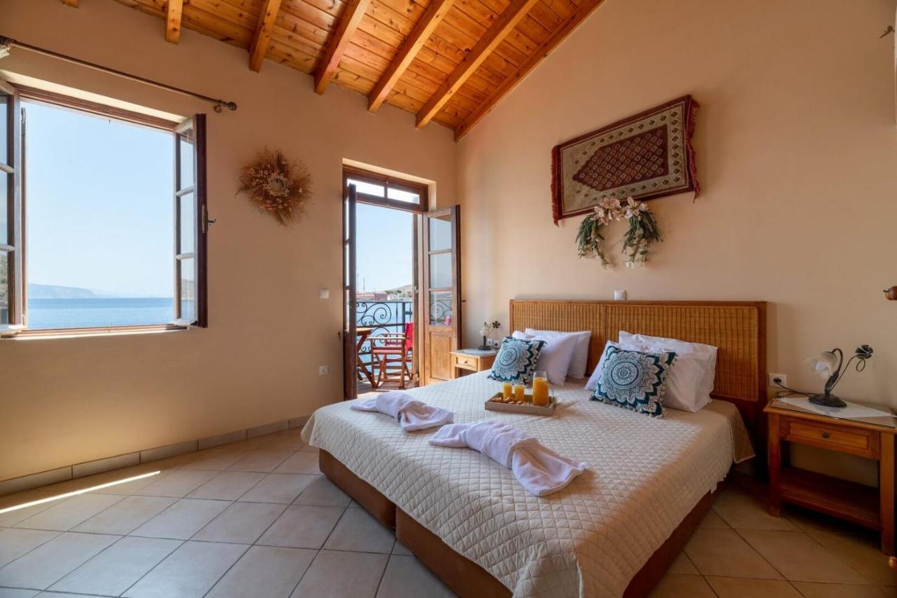 Villa Leleka Chalki Town Zewnętrze zdjęcie