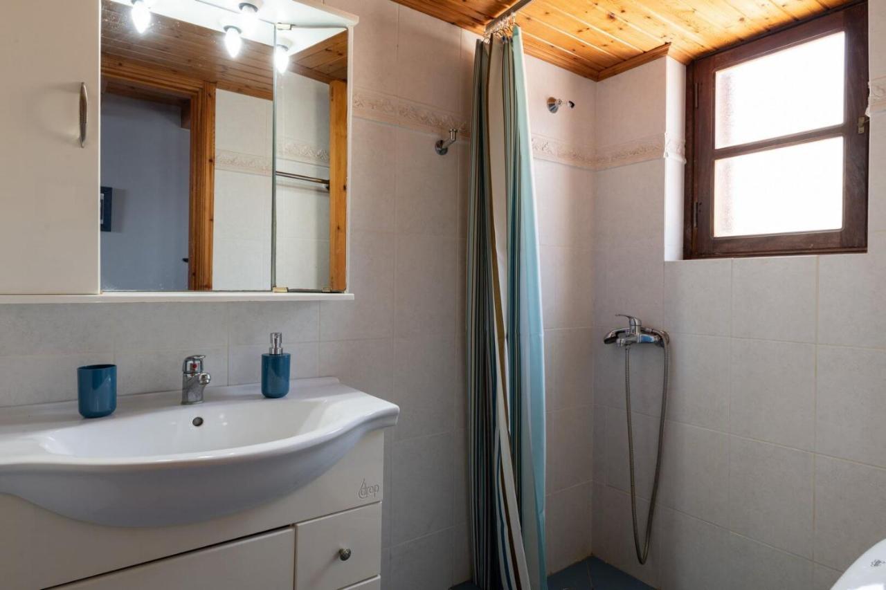 Villa Leleka Chalki Town Zewnętrze zdjęcie