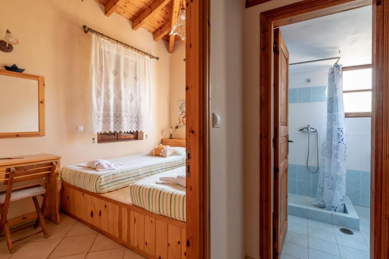 Villa Leleka Chalki Town Zewnętrze zdjęcie